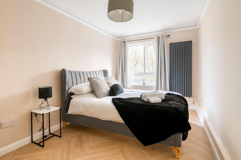 Riverside Serviced Apartments Лондон Екстериор снимка