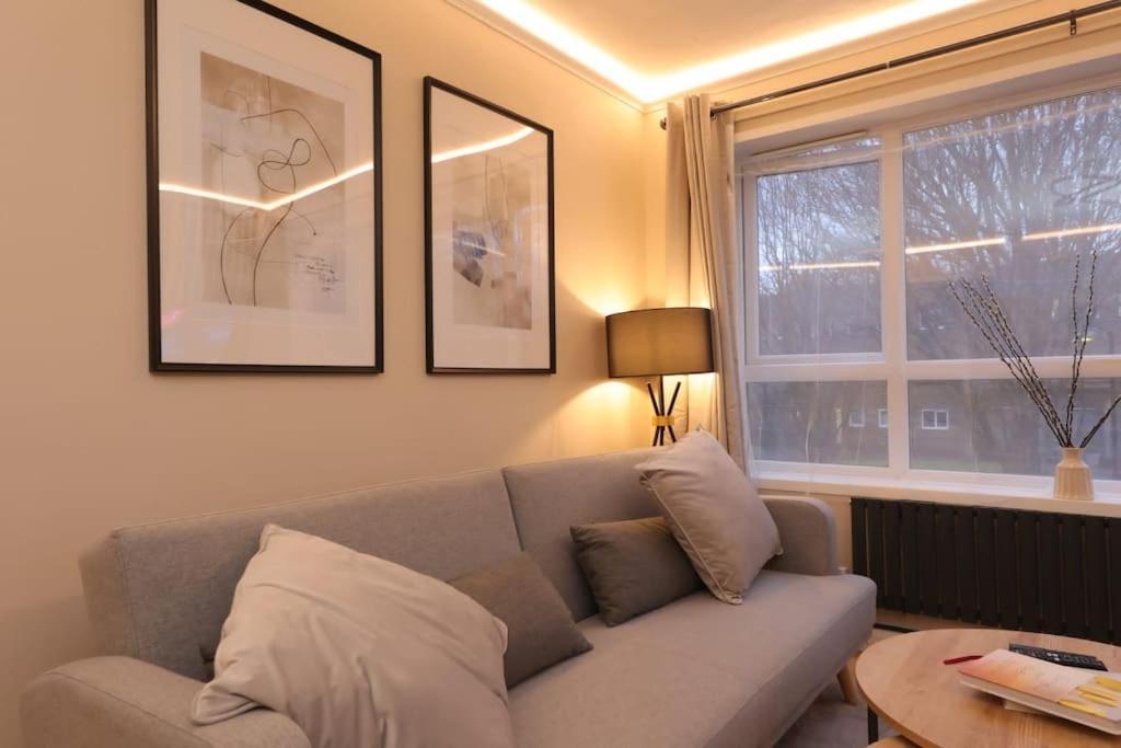 Riverside Serviced Apartments Лондон Екстериор снимка
